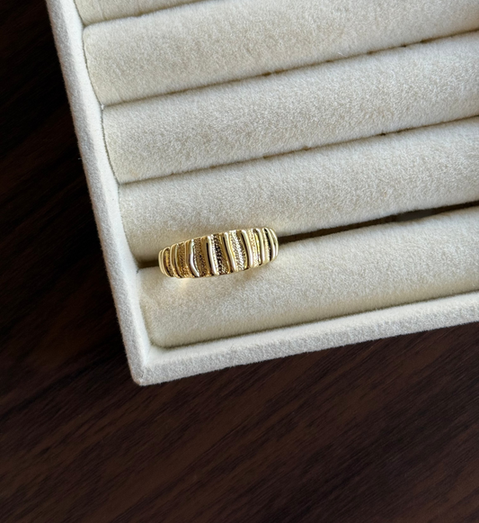 Croissant Ring
